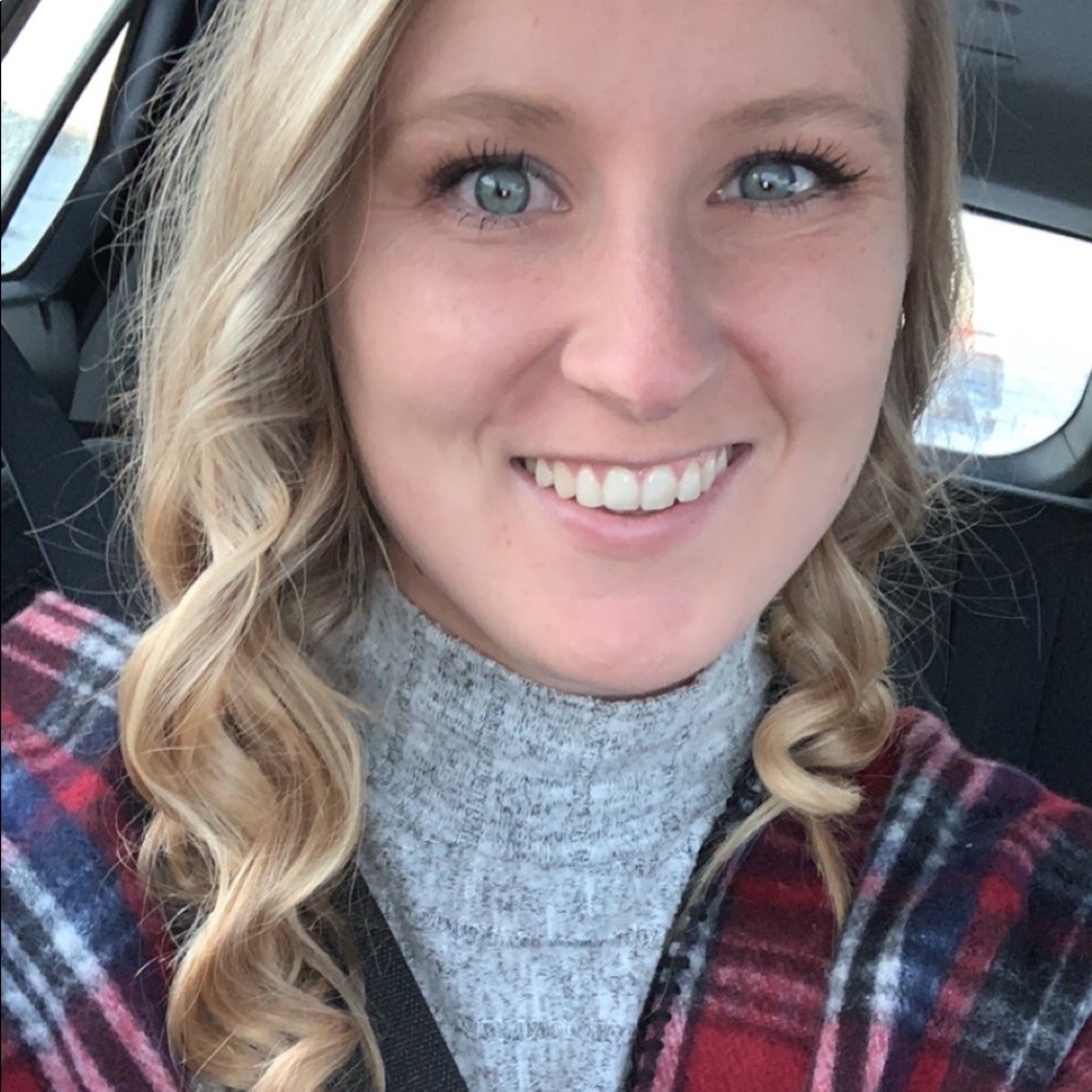 Meet your Posher, Melissa